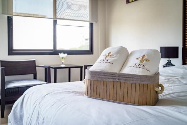Standard Queen Room