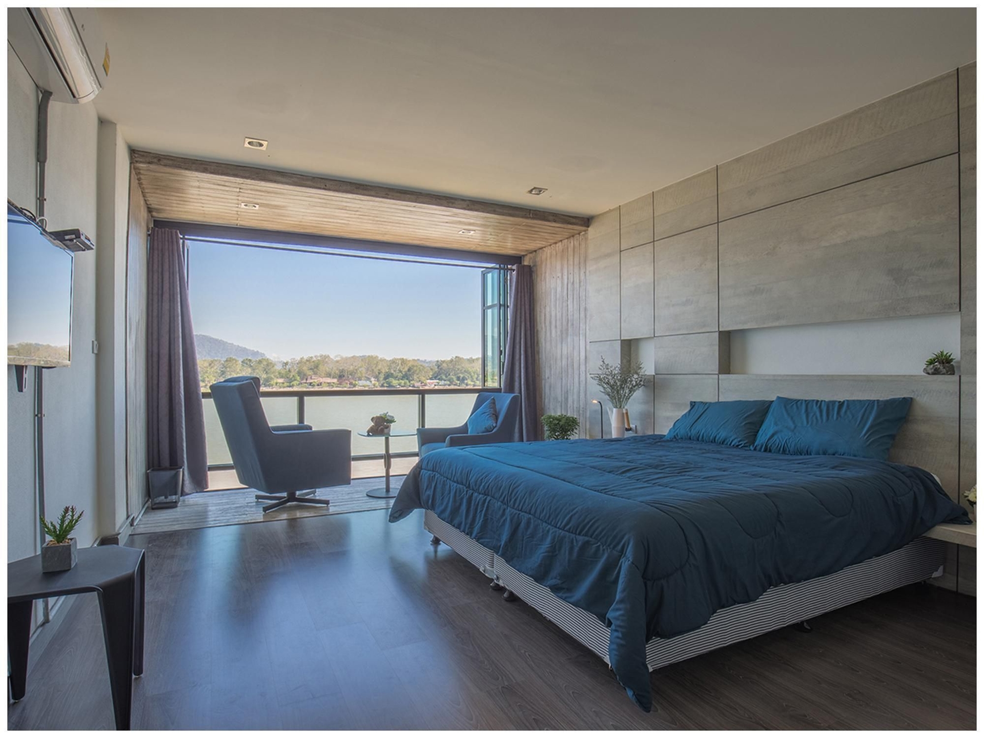 The Loft Chiangsaen1