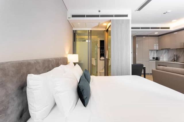 Studio King Room