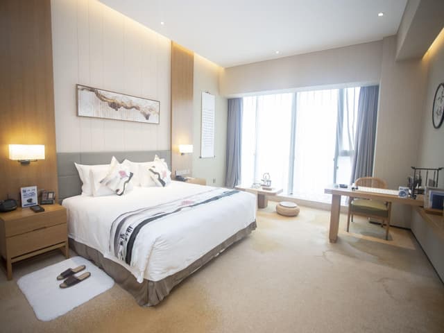 Theme Room