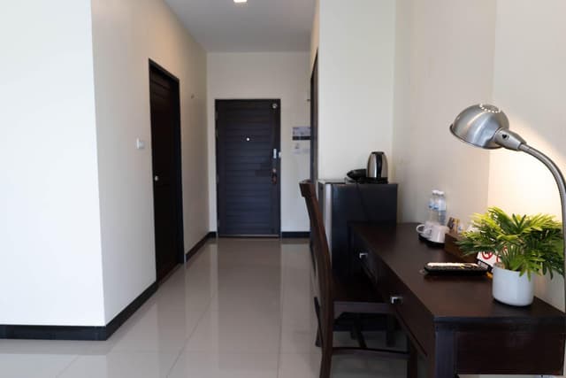 Forest View King Room