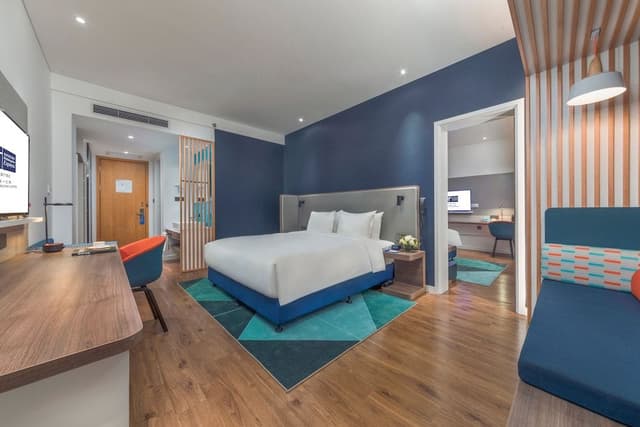 Standard Room, 1 King Bed