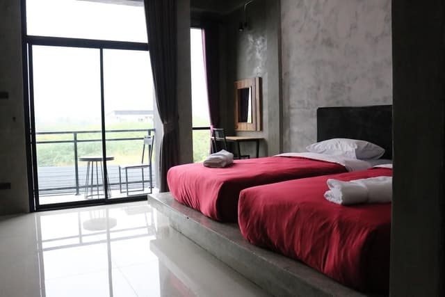 Twin Bedroom
