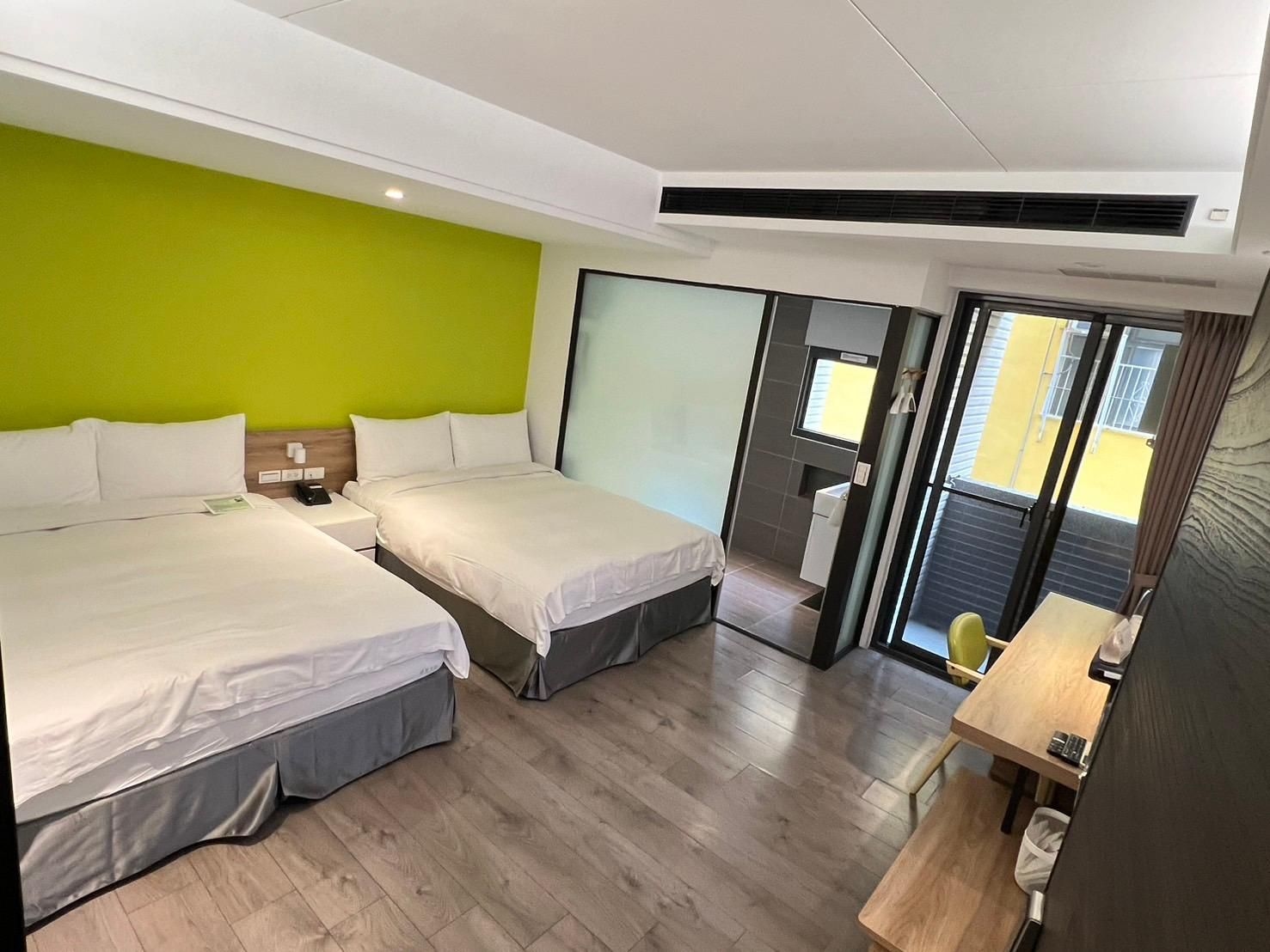 Greenight Hotel1