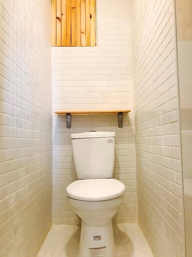 Shared Dormitory, Mixed Dorm, Shared Bathroom