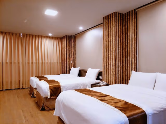 Deluxe Quadruple Room