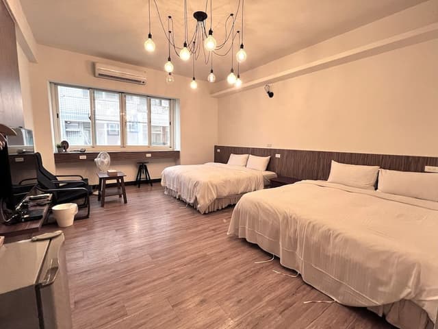 Senior Quadruple Room (501)