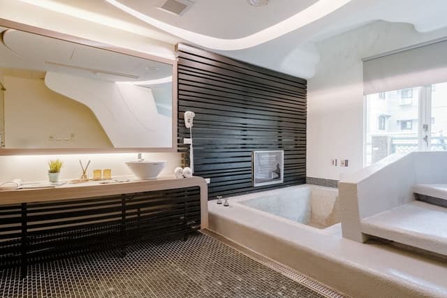 Standard Villa, 1 Queen Bed, Mezzanine (M2)