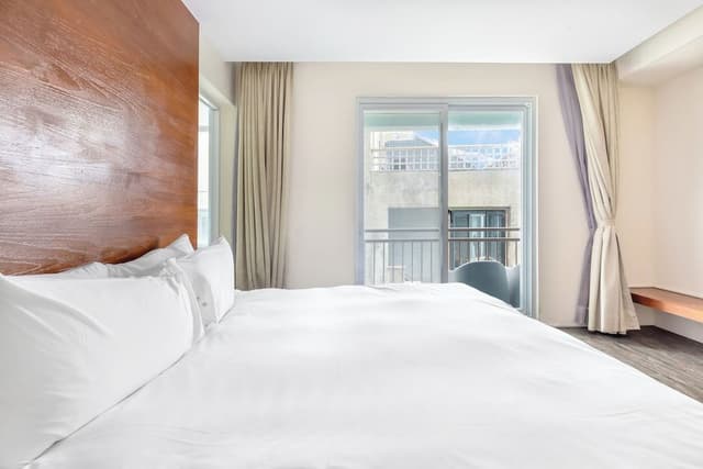 Double Room, Partial Ocean View