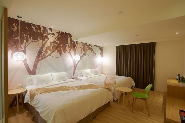Family Quadruple Room, 2 Double Beds, City View