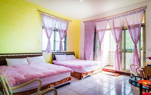 Standard Quadruple Room, 2 Double Beds, Mountain View