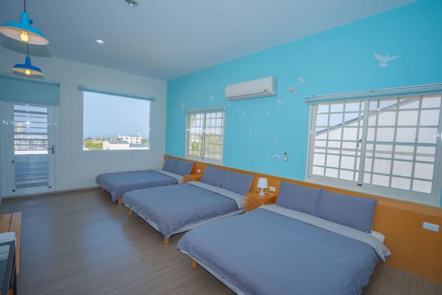 Comfort Suite, Multiple Beds (301)