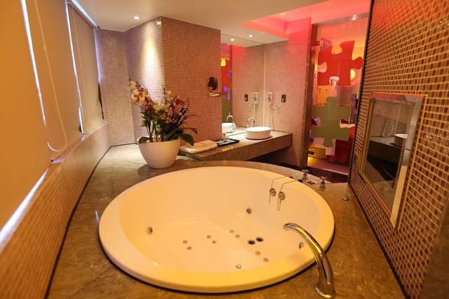 Design Double Room, 1 King Bed