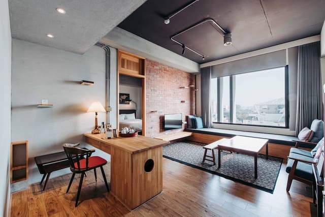 U.I.J Suite