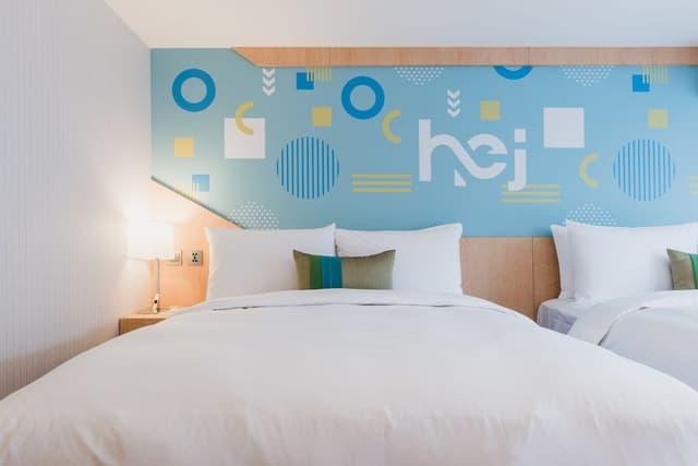 Deluxe Quadruple Room, City View