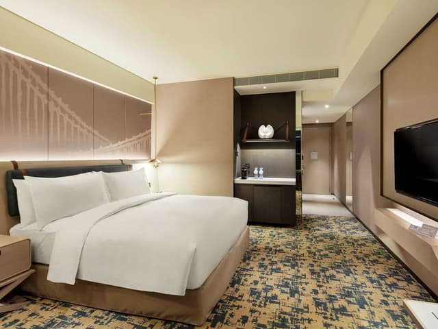 KING EXECUTIVE ROOM WITH LOUNGE ACCESS
