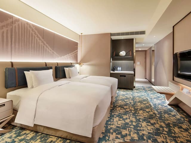 TWIN GUEST ROOM HIGH FLOOR