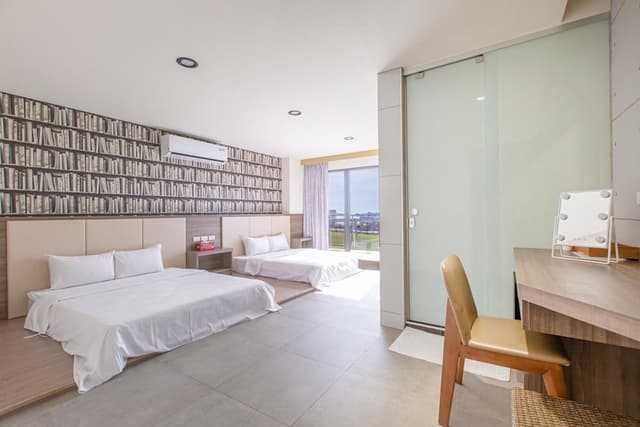 Panoramic Quadruple Room