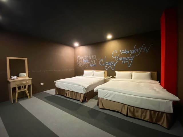 Signature Quadruple Room, 2 Double Beds