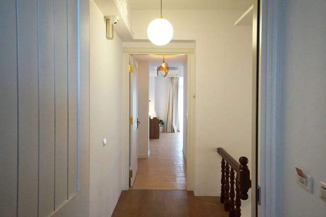 Deluxe Double Room, 1 Queen Bed, Bathtub, Mountain View