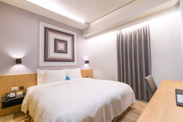 Standard Double Room, 1 Queen Bed, City View