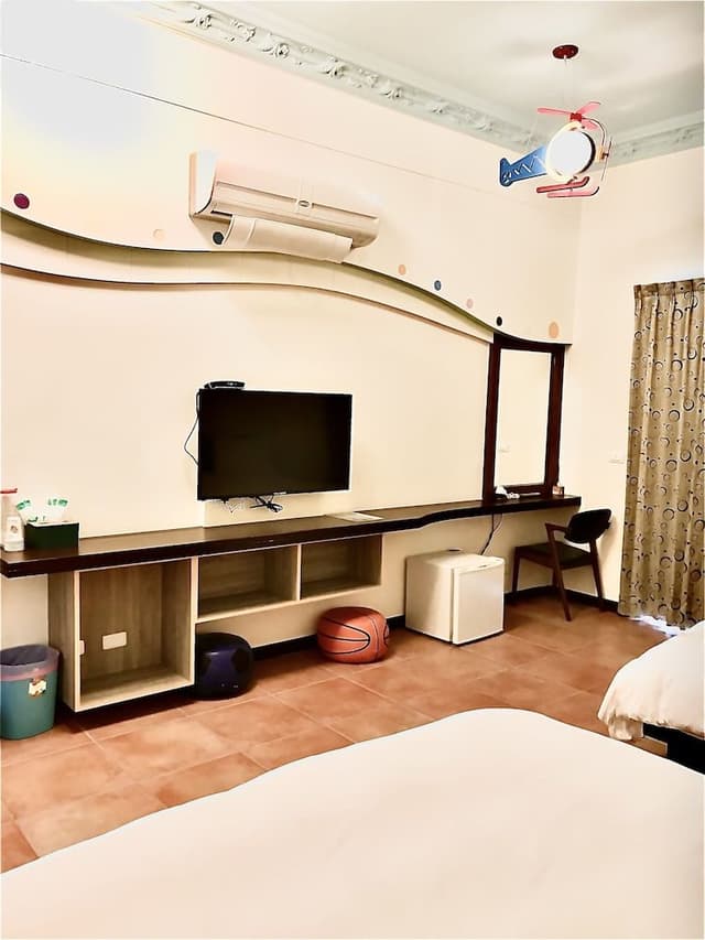 Quadruple Room (B03)