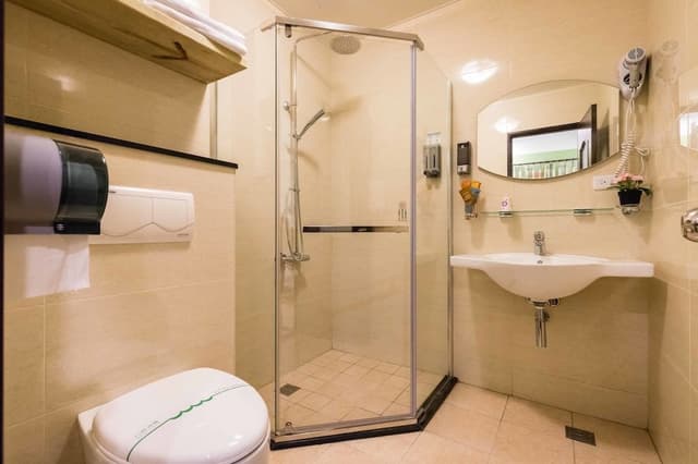 Design Quadruple Room, 1 Bedroom, Courtyard View