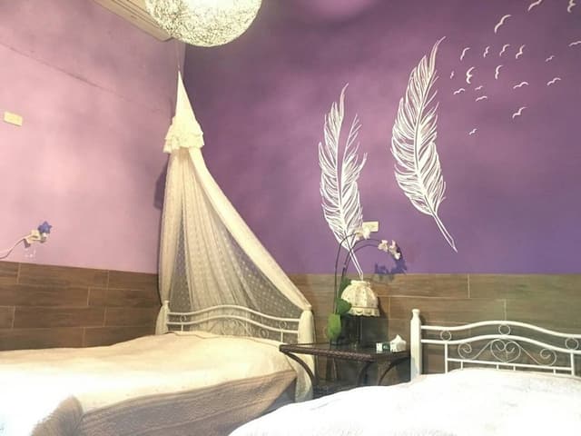 Basic Double Room, Shared Bathroom