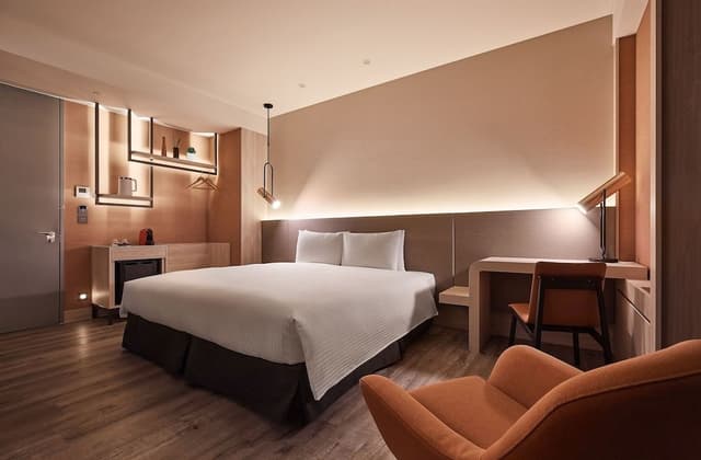 Premier Room - Double (7F-9F)