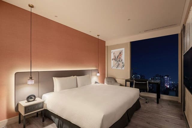Premier Room City View - Double (7F-9F)