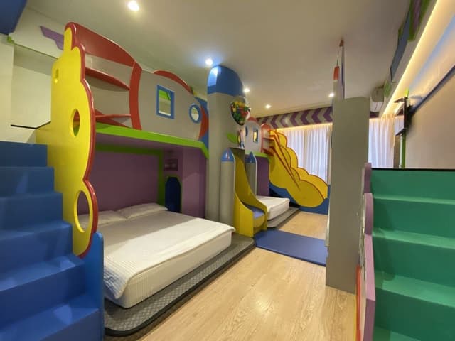 Deluxe Quadruple Room
