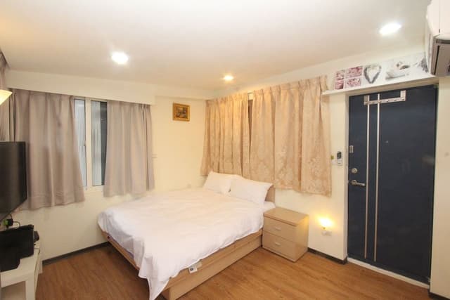 Deluxe Loft, Multiple Beds, Non Smoking, City View