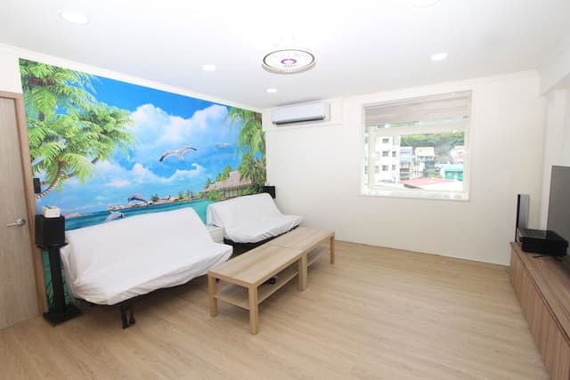 Family Apartment, Multiple Beds, Non Smoking