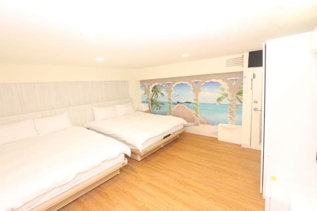 Economy Quadruple Room, 2 Double Beds, Non Smoking
