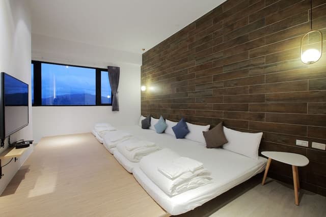 Family Room, Multiple Beds, Mountain View