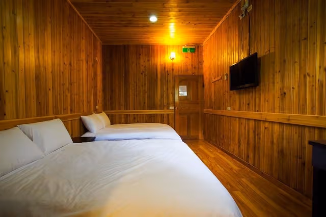 Quadruple Room, Courtyard View