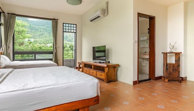 Quadruple Room, 2 Double Beds, Balcony, Mountain View