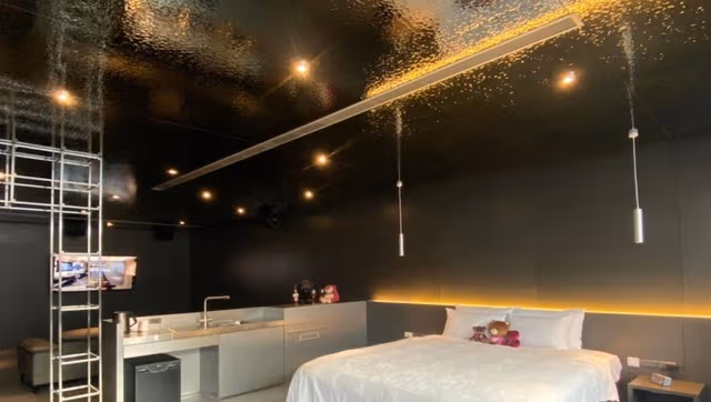 Luxury Double Room (CRYSTAL)
