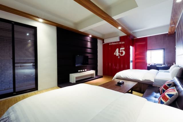 Classic Quadruple Room, 2 Double Beds