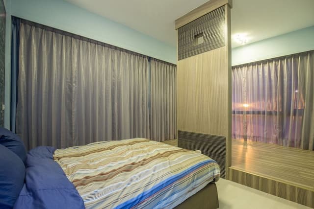 Quadruple Room, Non Smoking (303)