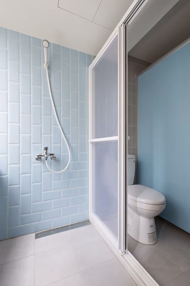 Single Bed in Dormitory with bathroom indoor