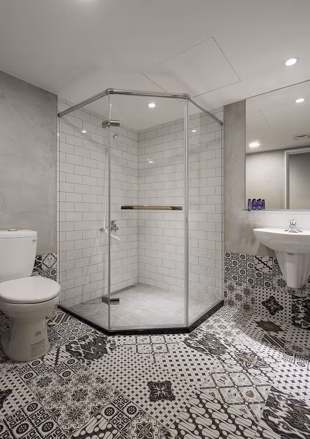 Panoramic Quadruple Room, 1 Bedroom, Private Bathroom, City View