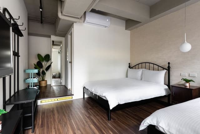 Panoramic Quadruple Room, 1 Bedroom, Private Bathroom, City View