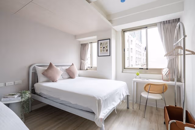 Panoramic Quadruple Room, 1 Bedroom, Private Bathroom, City View