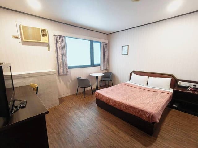 Economy Double Room