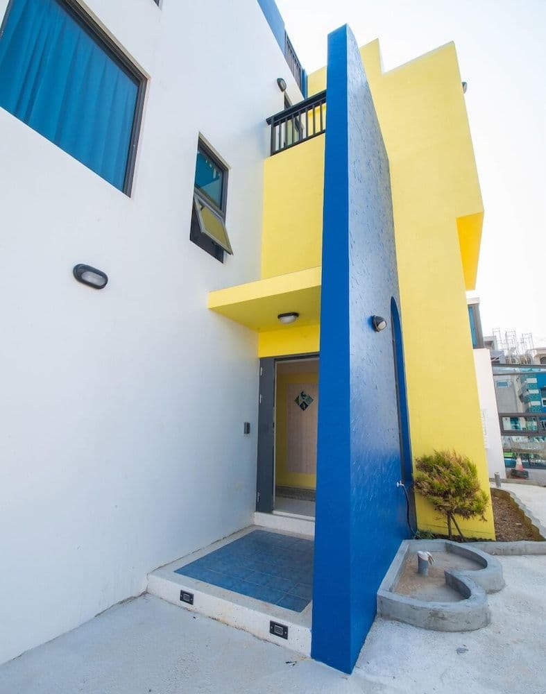 Sapphire Inn Sapphire Inn