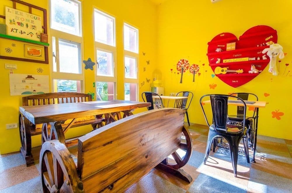 Meihua Lake-Sunshine House B&B Meihua Lake-Sunshine House B&B