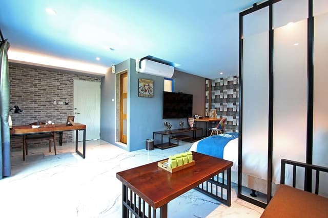 Comfort Quadruple Room, 2 Double Beds, Partial Sea View