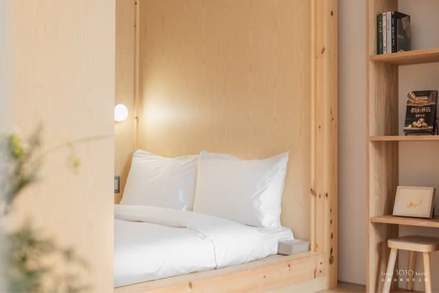 Signature Shared Dormitory, Mixed Dorm, Shared Bathroom