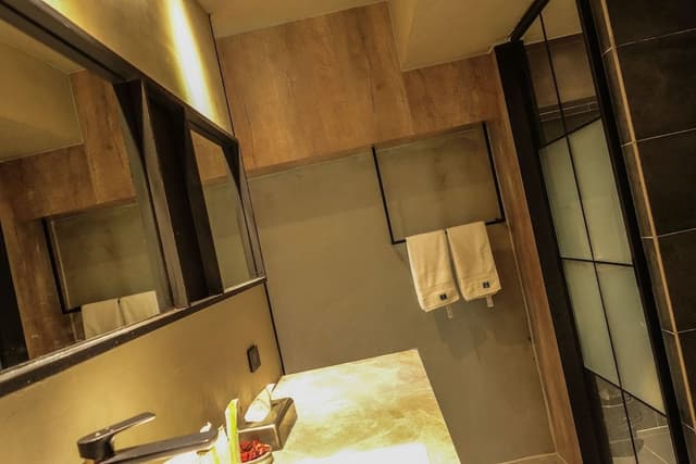 Design Room, 1 Double Bed, City View